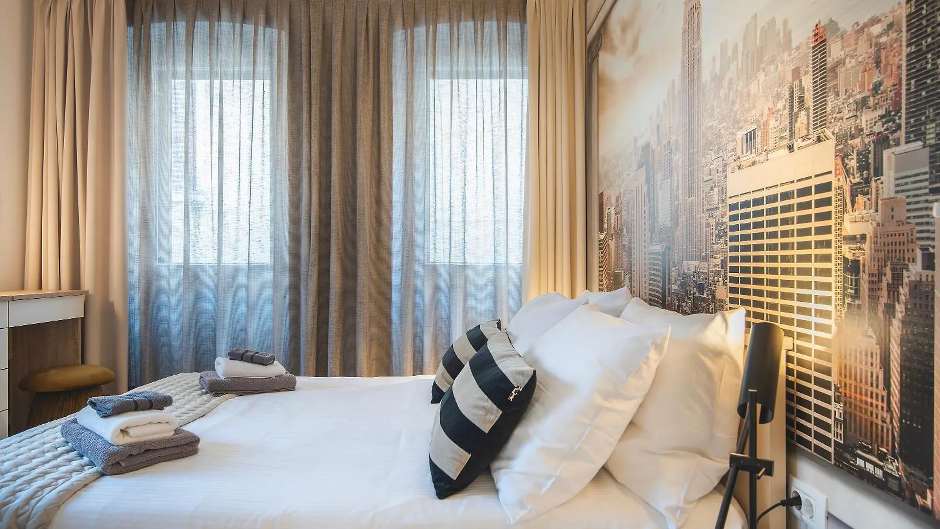 Arta Apartment City Center II - With Private Parking Pula